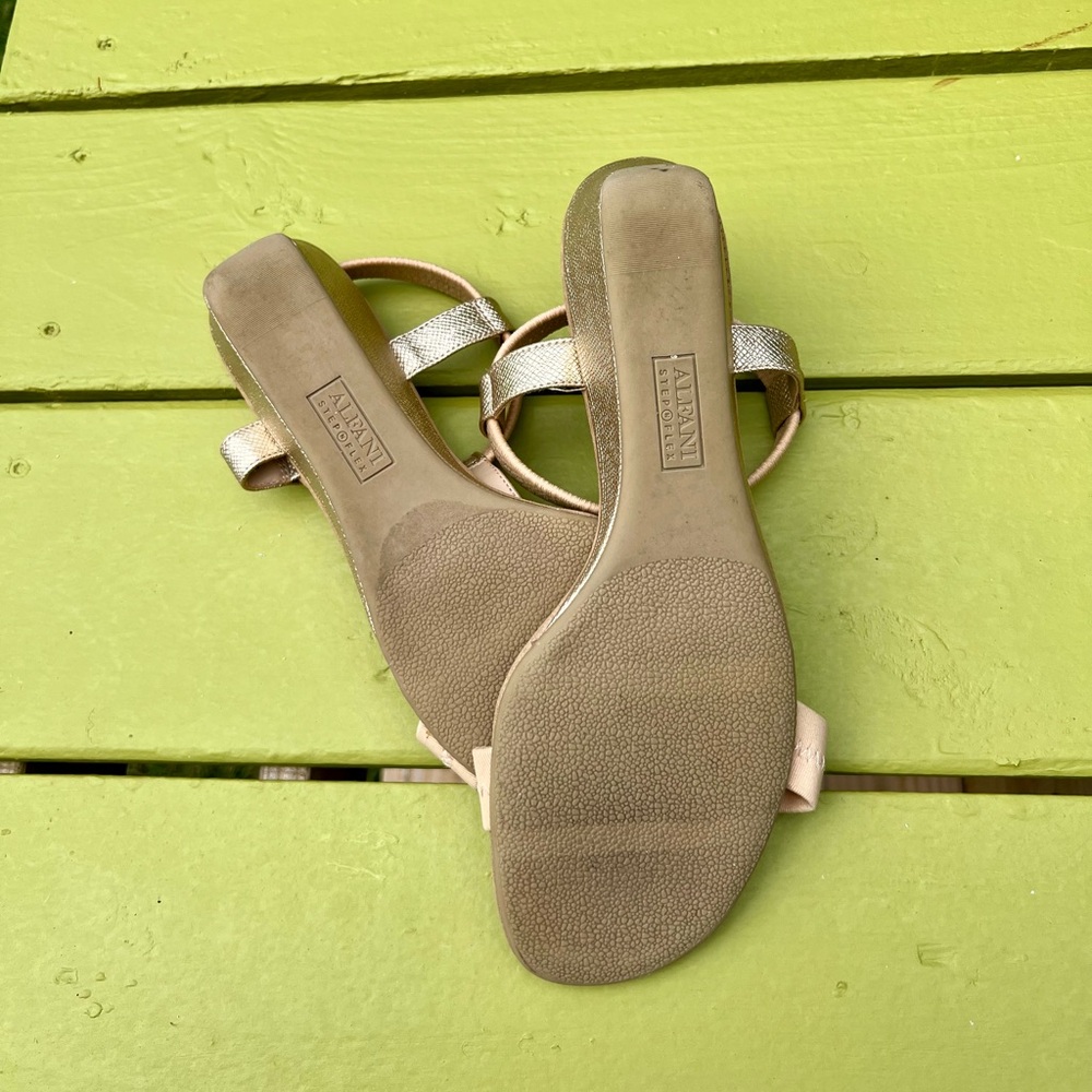 Alfani Step N Flex Sandals - Picture 6 of 6